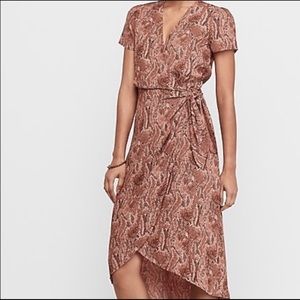 NWOT Women’s Express Snakeskin Print Wrap Dress, XS